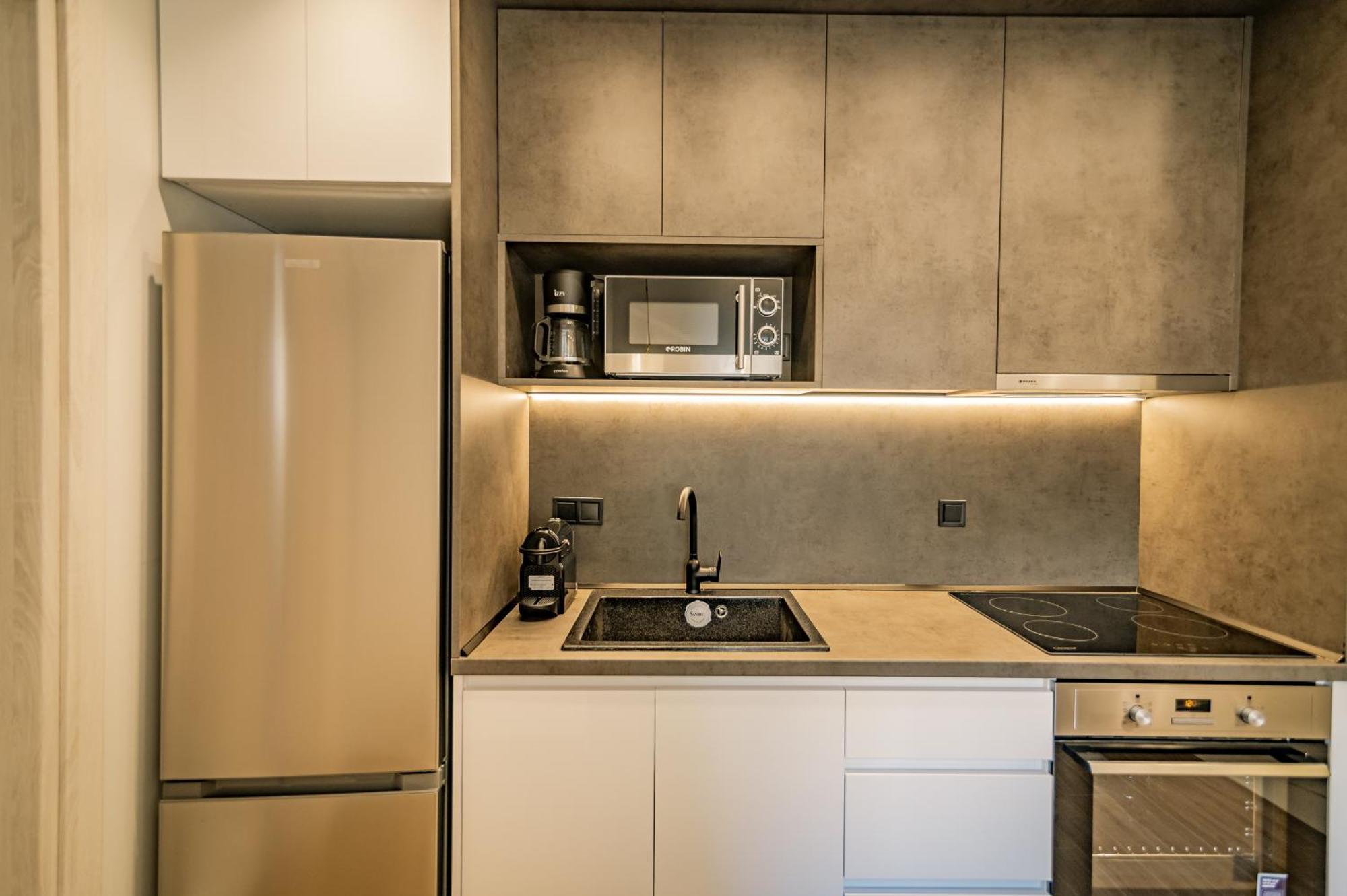 Urban Luxury Suites Салоники Экстерьер фото